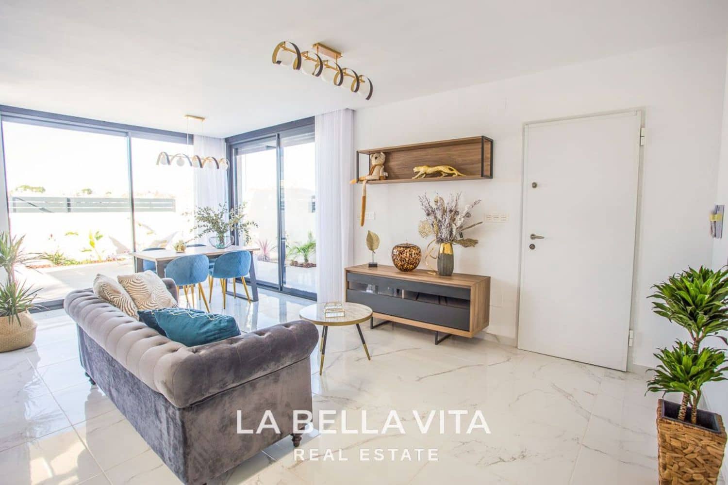 3 soverom Villa til salgs i Los Montesinos med svømmebasseng - € 340 900 (Ref: 8139154)