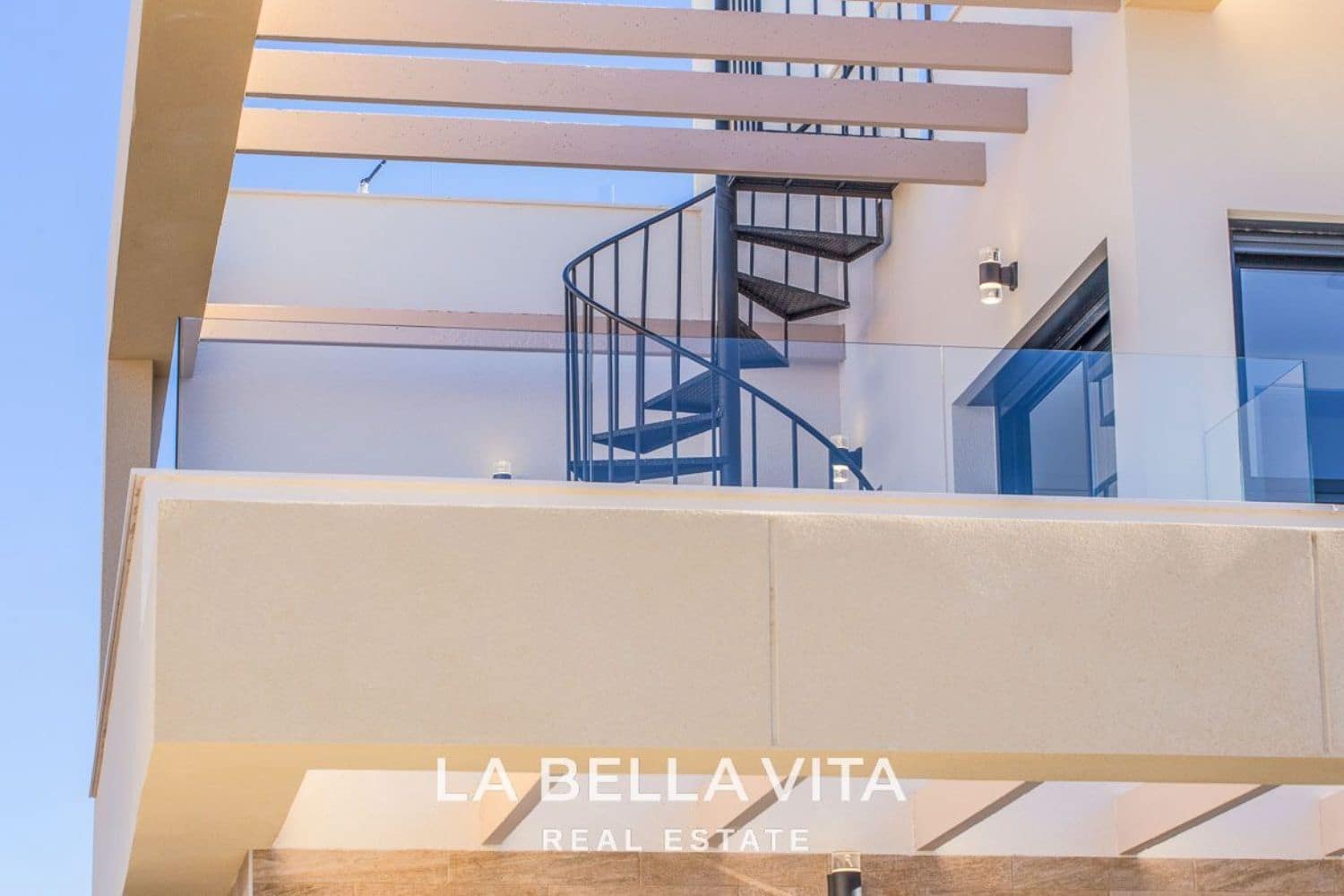 3 soverom Villa til salgs i Los Montesinos med svømmebasseng - € 340 900 (Ref: 8139154)