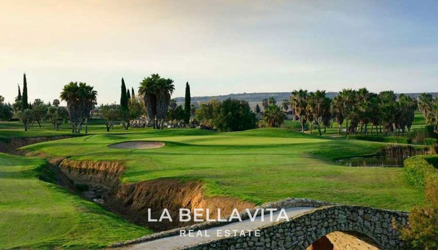 3 soverom Villa til salgs i Los Montesinos med svømmebasseng - € 340 900 (Ref: 8139154)