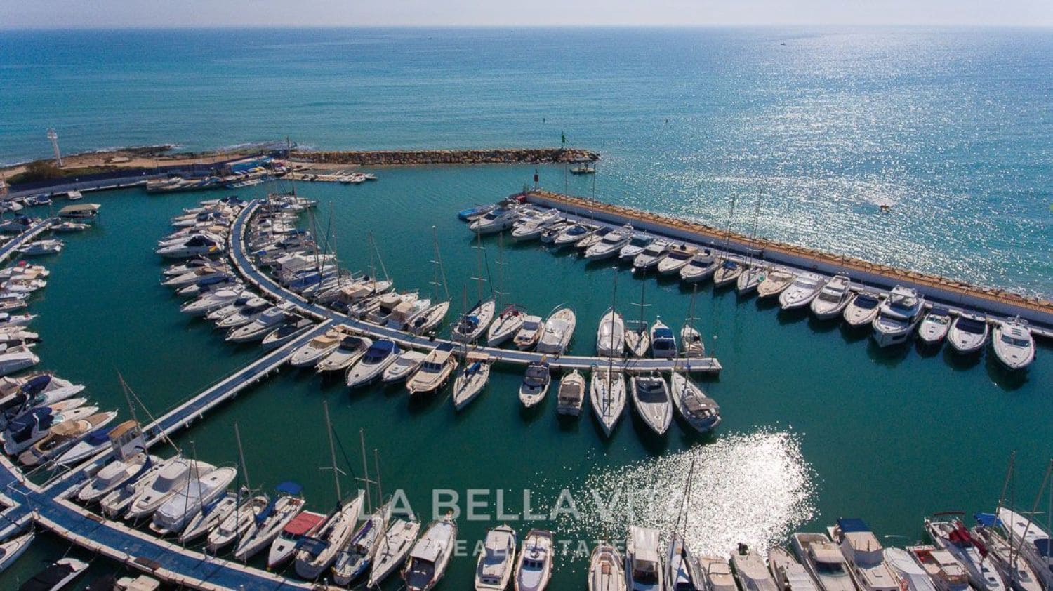 4 soverom Villa til salgs i Cabo Roig med svømmebasseng - € 1 990 000 (Ref: 8139159)