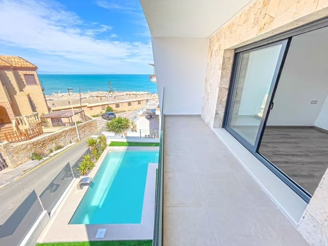 3 bedroom Villa for sale in Torreblanca, Torrevieja with pool - € 660,000 (Ref: 8149487)