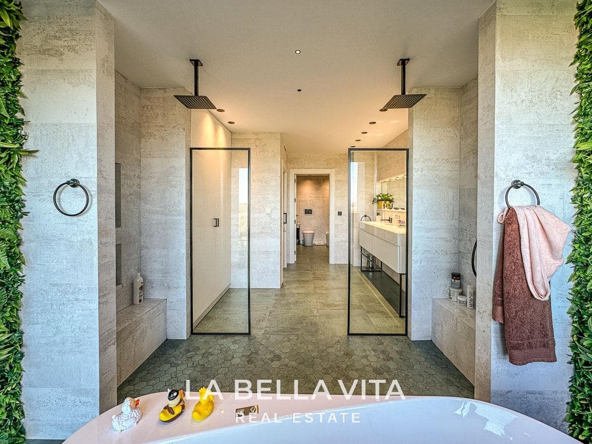 7 sovrum Hotell till salu i Orihuela Costa med pool garage - 3 950 000 € (Ref: 8149497)