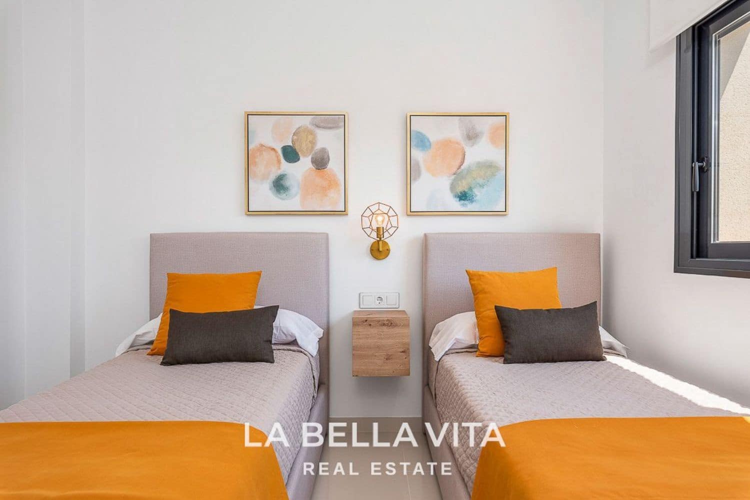 4 soveværelse Villa til salg i Playa Honda med swimmingpool garage - € 595.950 (Ref: 8149499)