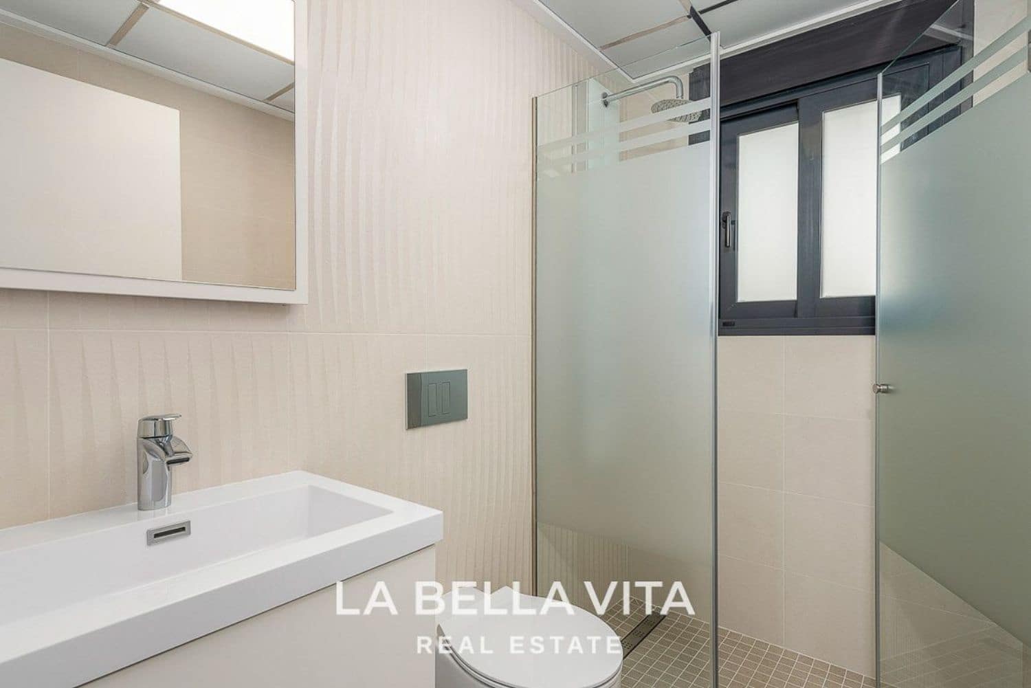 4 soveværelse Villa til salg i Playa Honda med swimmingpool garage - € 595.950 (Ref: 8149499)