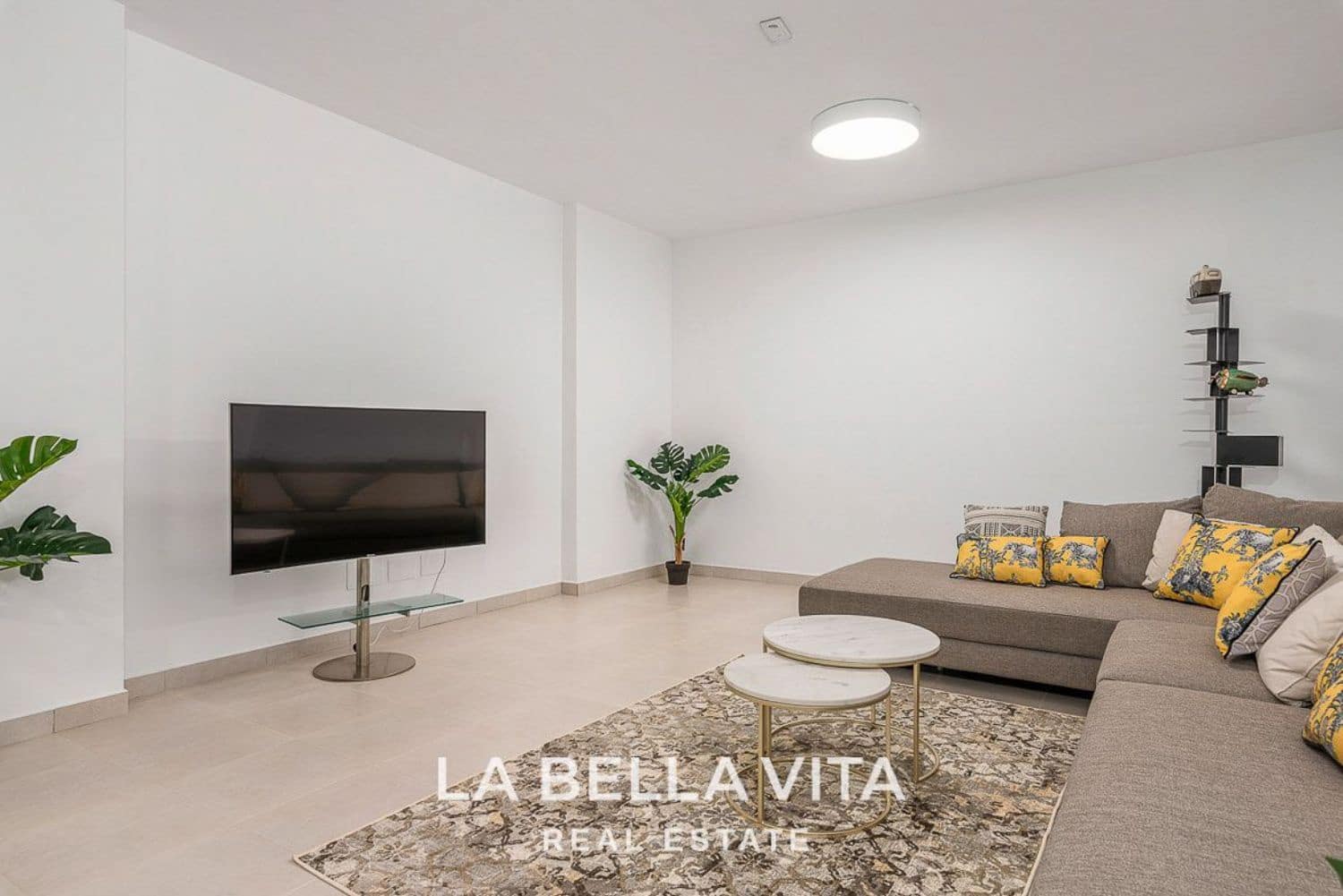 4 soveværelse Villa til salg i Playa Honda med swimmingpool garage - € 595.950 (Ref: 8149499)