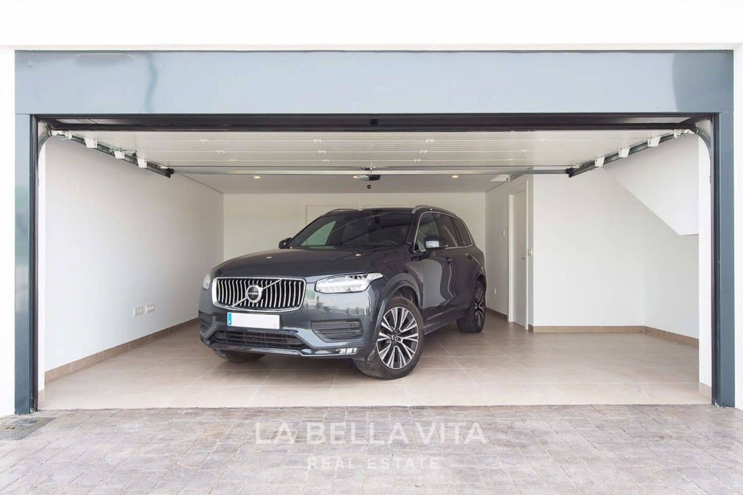 4 quarto Moradia para venda em Campoamor com piscina garagem - 910 000 € (Ref: 8170136)