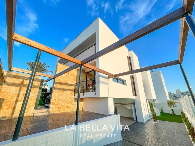 4 bedroom Villa for sale in Campoamor, Orihuela with pool garage - € 910,000 (Ref: 8170136)