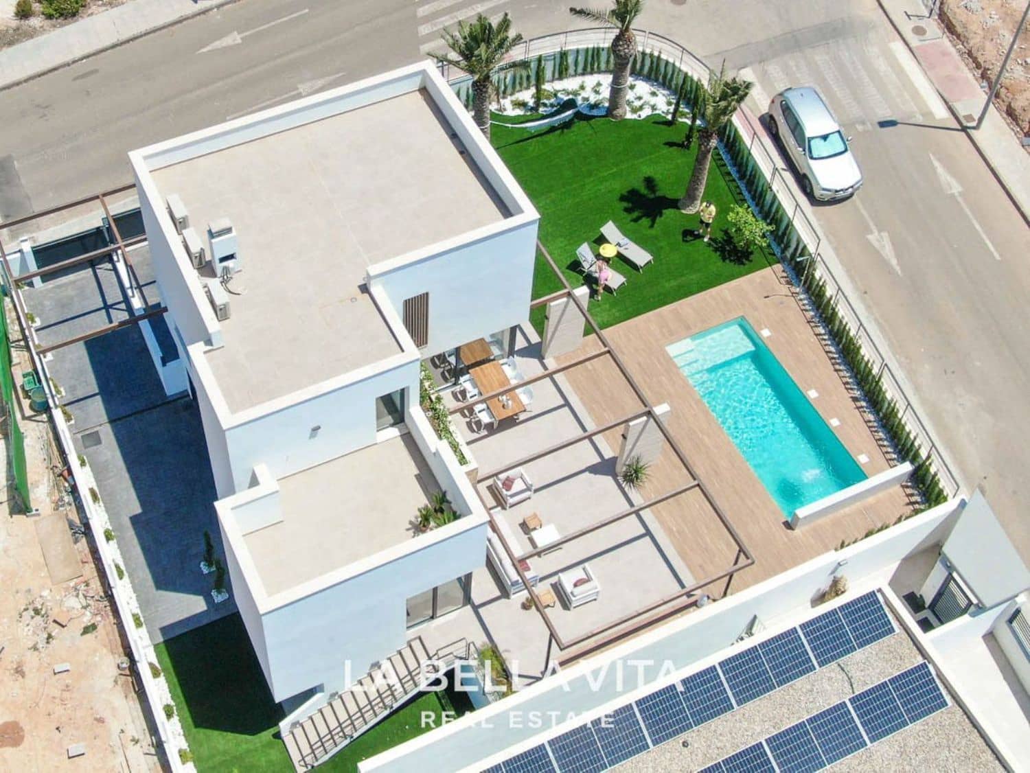 4 quarto Moradia para venda em Campoamor com piscina garagem - 910 000 € (Ref: 8170136)