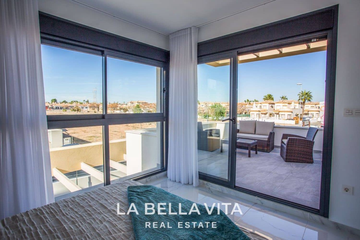 3 soveværelse Villa til salg i Los Montesinos med swimmingpool - € 405.000 (Ref: 8170139)