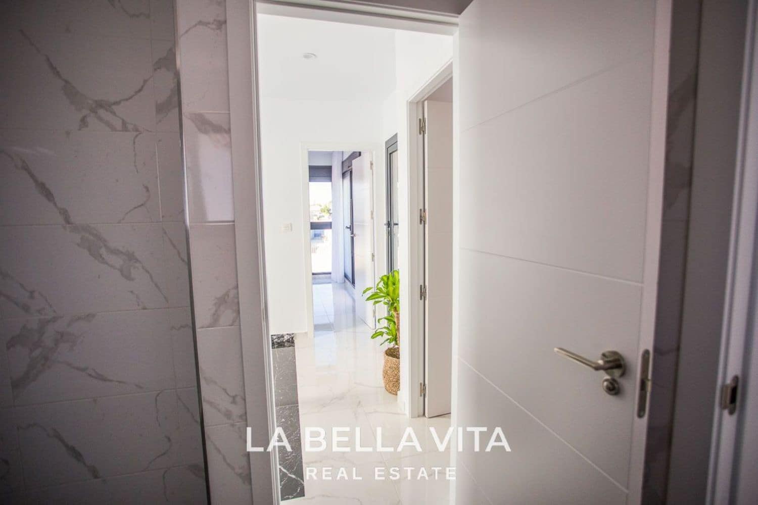 3 soveværelse Villa til salg i Los Montesinos med swimmingpool - € 405.000 (Ref: 8170139)