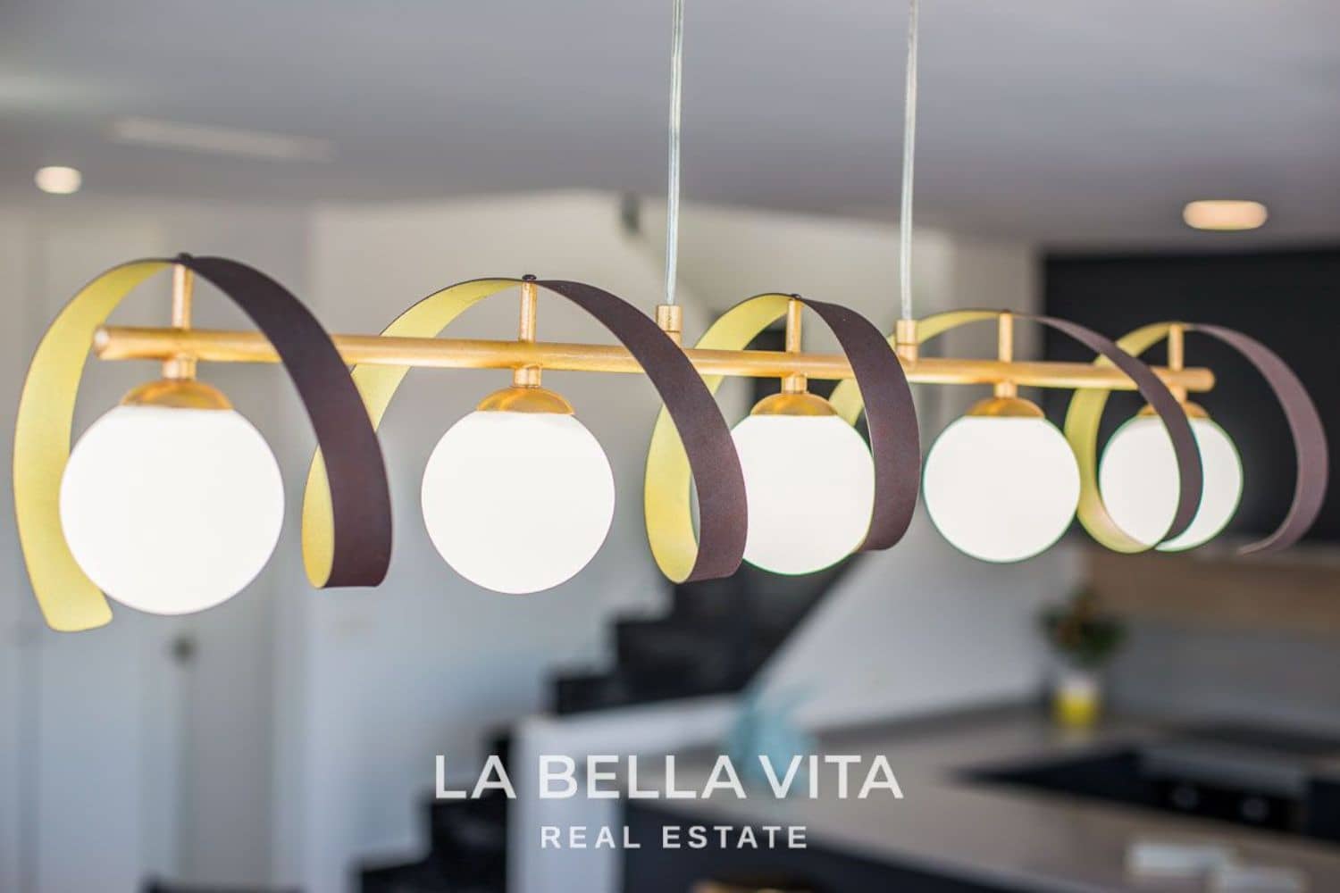 3 soveværelse Villa til salg i Los Montesinos med swimmingpool - € 405.000 (Ref: 8170139)