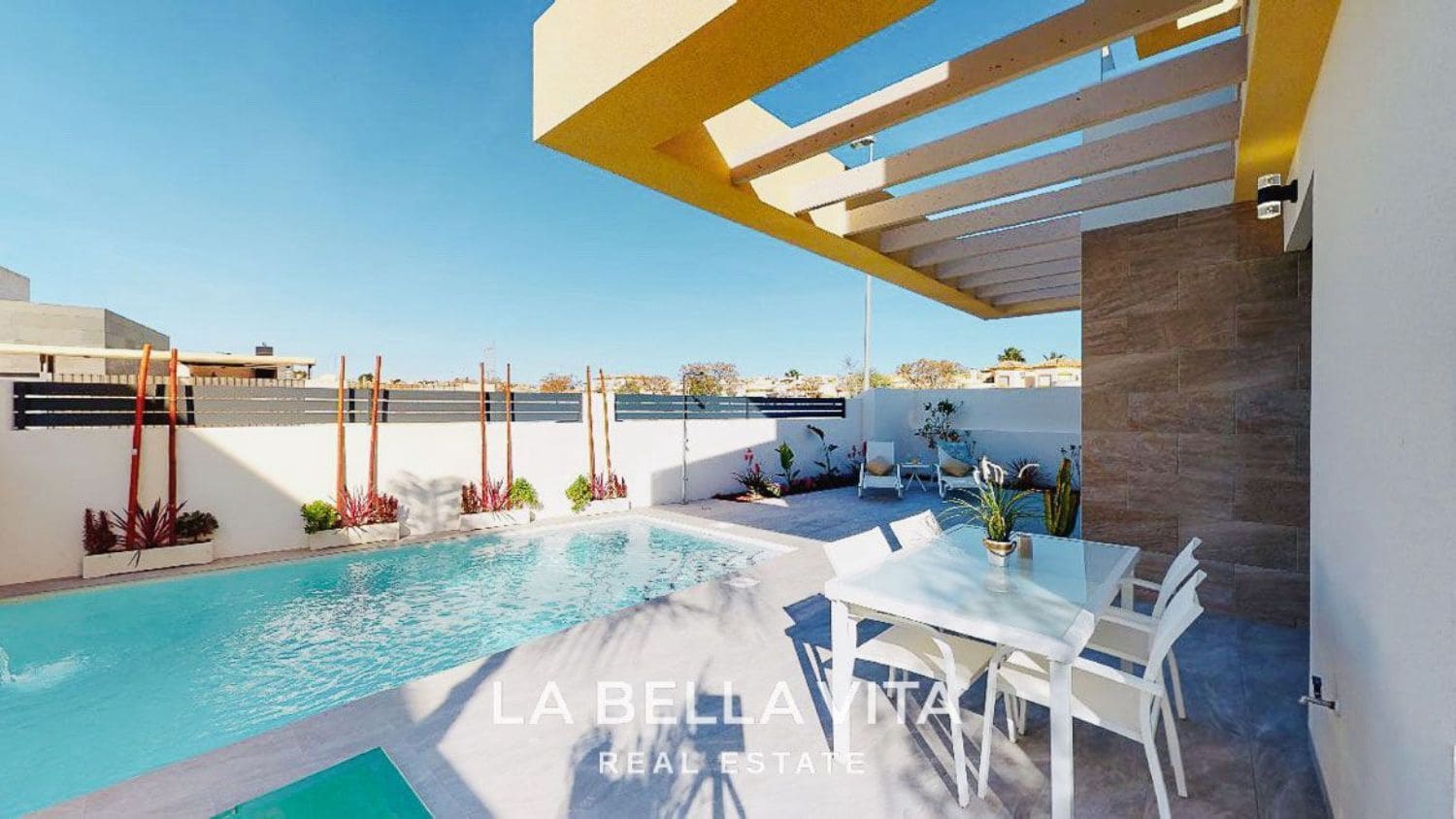 3 soveværelse Villa til salg i Los Montesinos med swimmingpool - € 405.000 (Ref: 8170139)