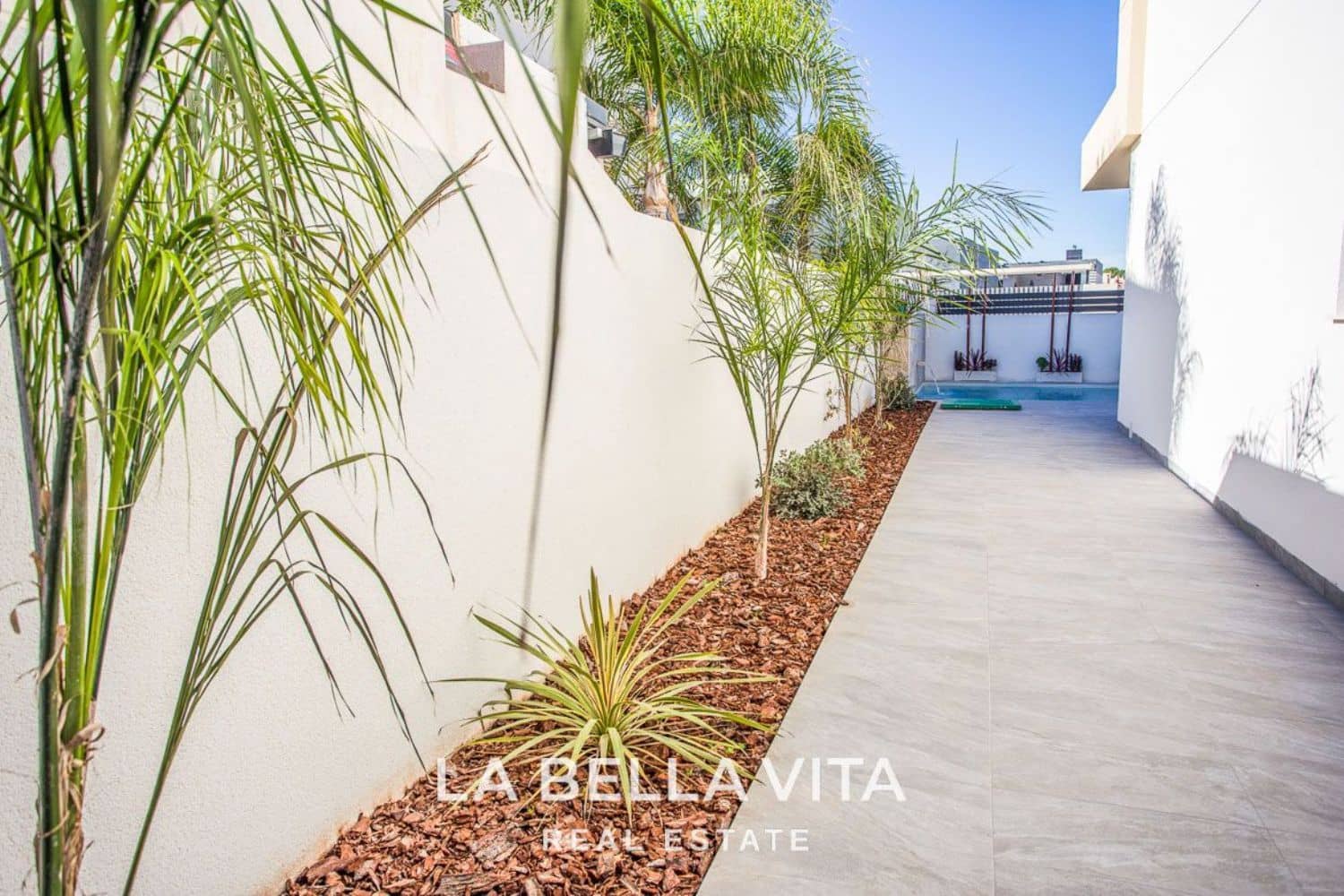 3 soveværelse Villa til salg i Los Montesinos med swimmingpool - € 405.000 (Ref: 8170139)