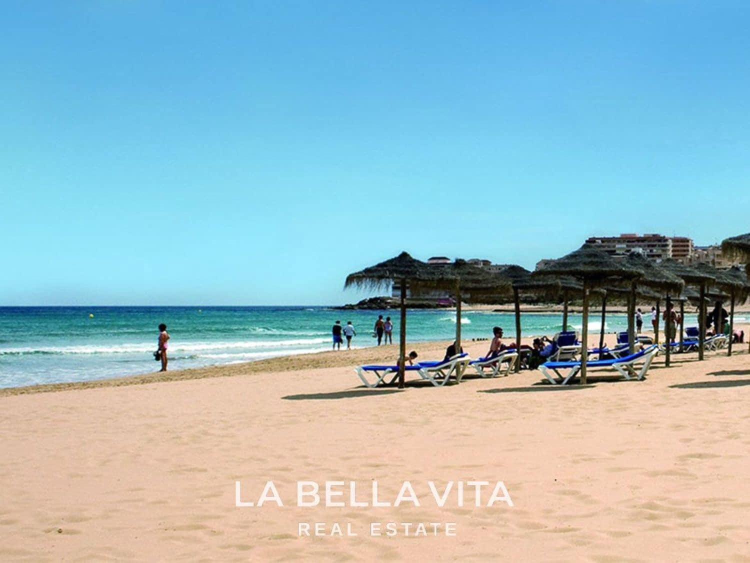 3 soveværelse Villa til salg i Los Montesinos med swimmingpool - € 405.000 (Ref: 8170139)