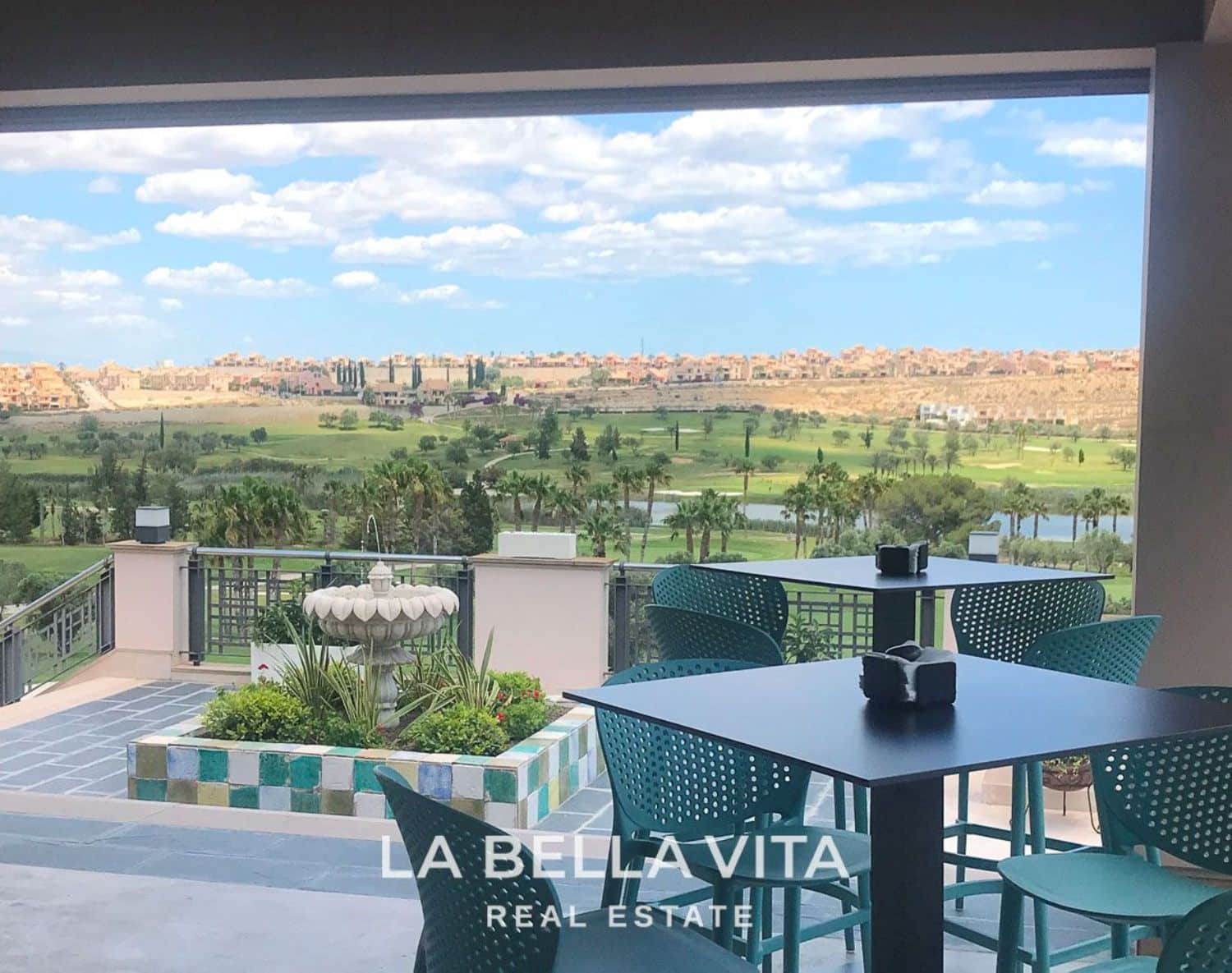 3 soveværelse Villa til salg i Los Montesinos med swimmingpool - € 405.000 (Ref: 8170139)