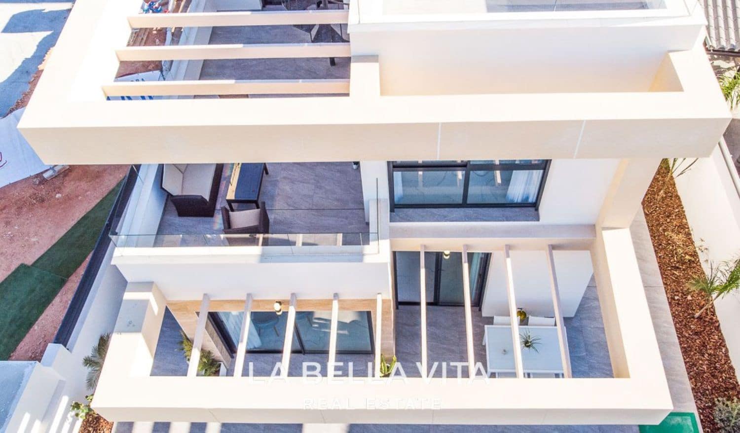 3 soveværelse Villa til salg i Los Montesinos med swimmingpool - € 405.000 (Ref: 8170139)