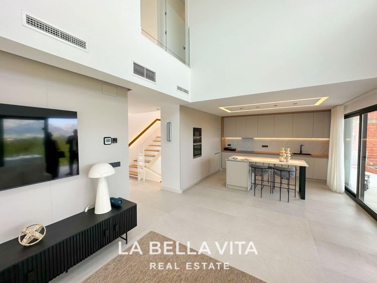 3 soverom Villa til salgs i Polop med svømmebasseng garasje - € 740 000 (Ref: 8172928)