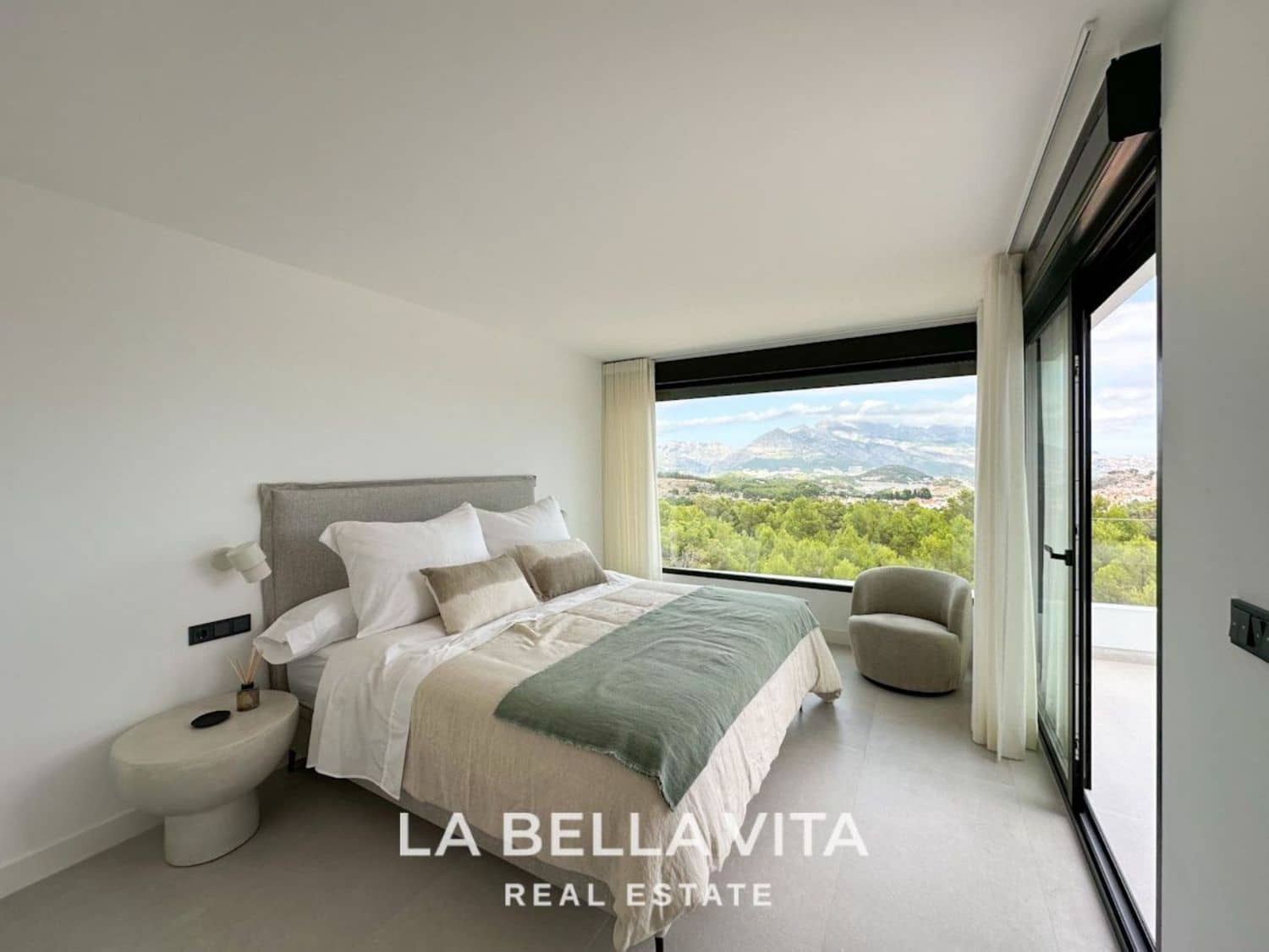 3 soverom Villa til salgs i Polop med svømmebasseng garasje - € 740 000 (Ref: 8172928)