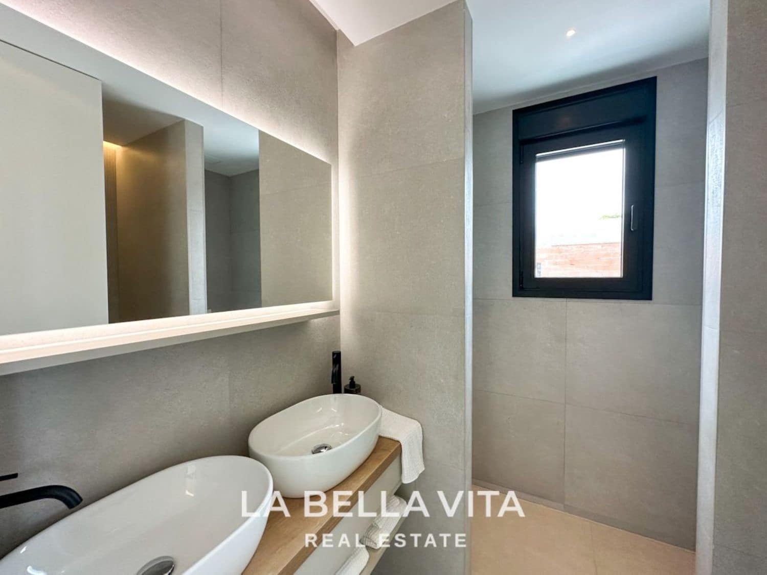 3 soverom Villa til salgs i Polop med svømmebasseng garasje - € 740 000 (Ref: 8172928)