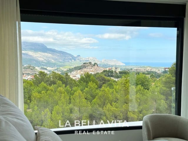 3 soverom Villa til salgs i Polop med svømmebasseng garasje - € 740 000 (Ref: 8172928)