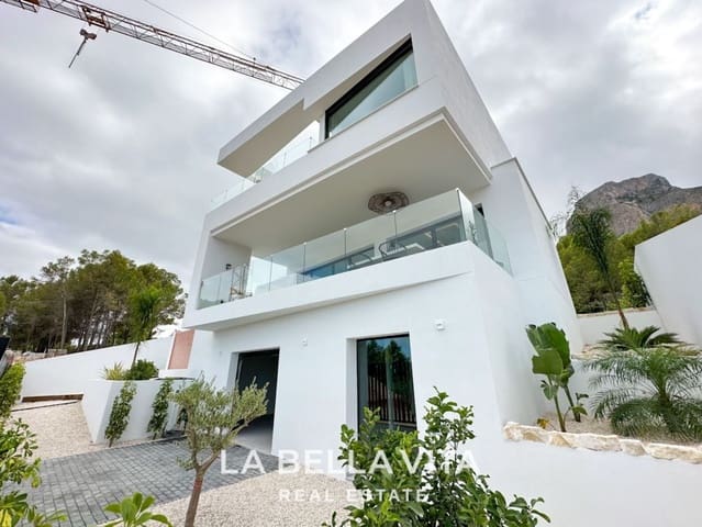 3 soverom Villa til salgs i Polop med svømmebasseng garasje - € 740 000 (Ref: 8172928)