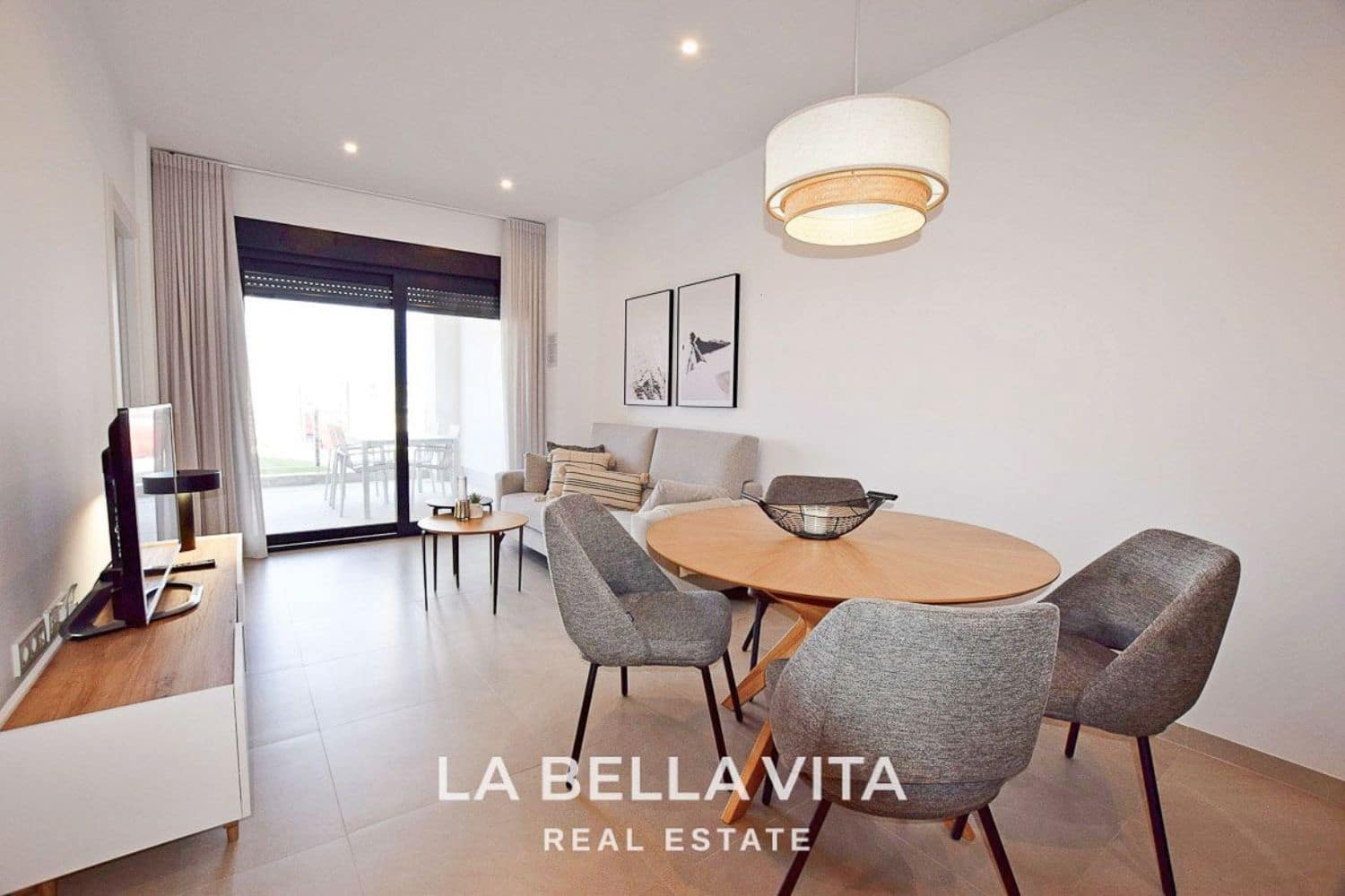 2 bedroom Flat for sale in Torrevieja with pool garage - € 252,800 (Ref: 8172939)