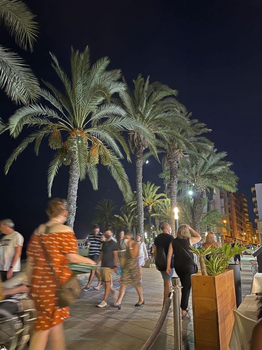 2 bedroom Flat for sale in Torrevieja with pool garage - € 252,800 (Ref: 8172939)