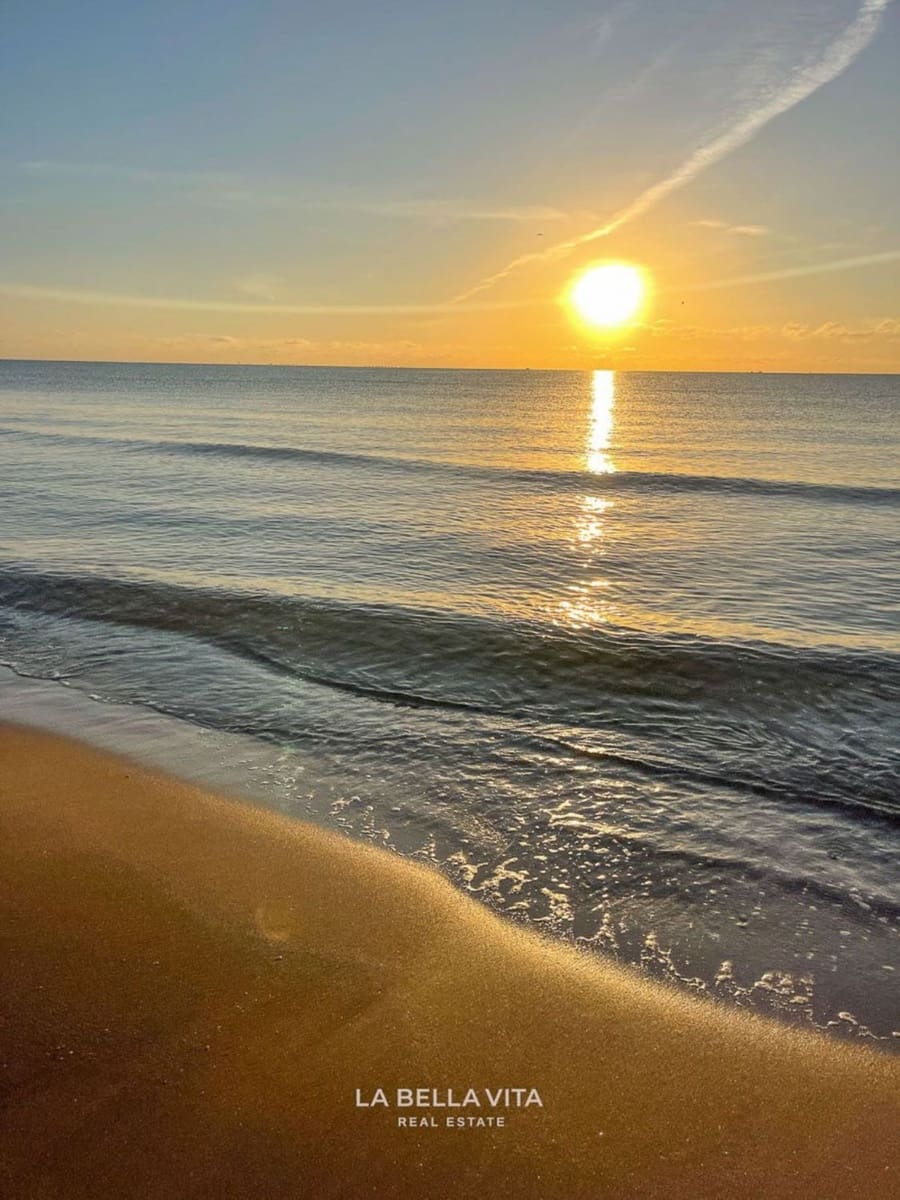 2 bedroom Flat for sale in Torrevieja with pool garage - € 252,800 (Ref: 8172939)