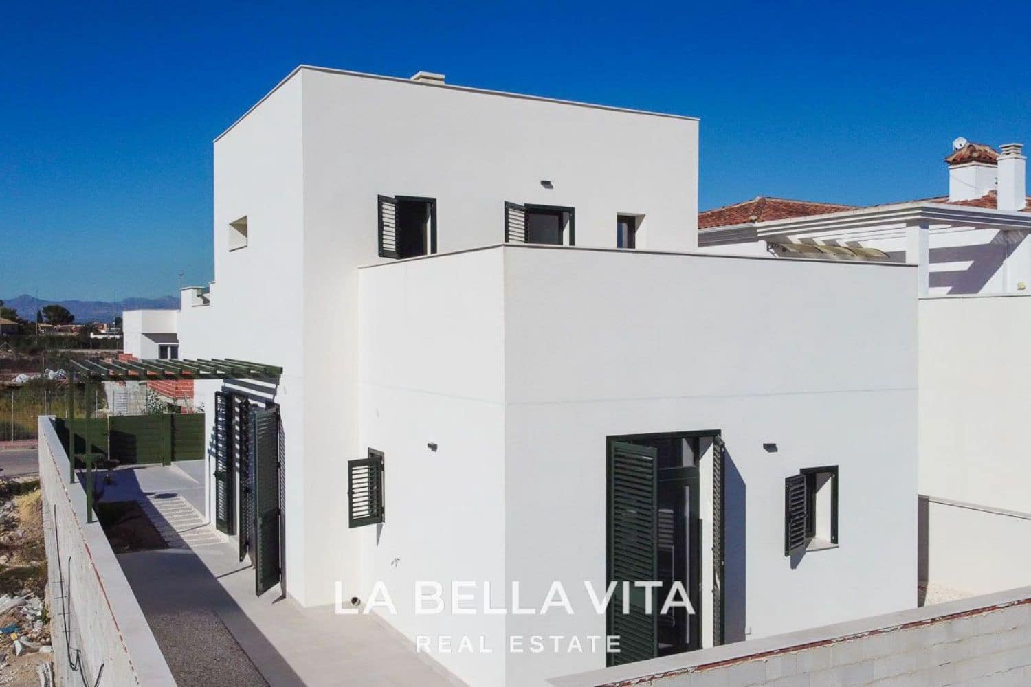 3 slaapkamer Villa te koop in Daya Nueva met zwembad - € 348.000 (Ref: 8172941)