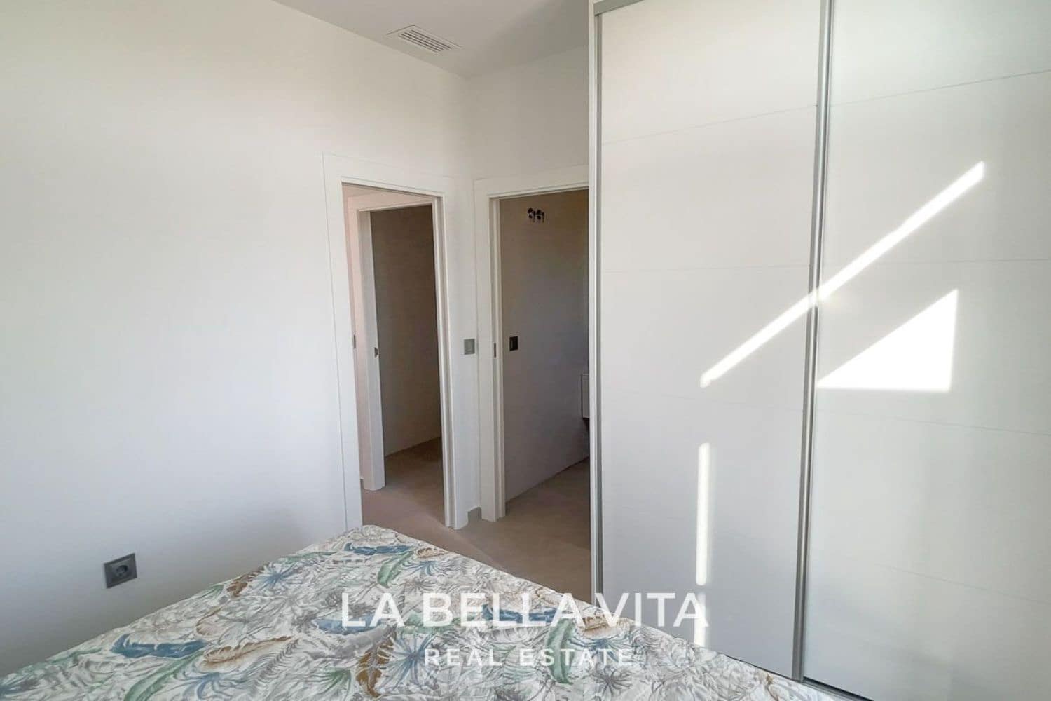 3 slaapkamer Villa te koop in Daya Nueva met zwembad - € 348.000 (Ref: 8172941)