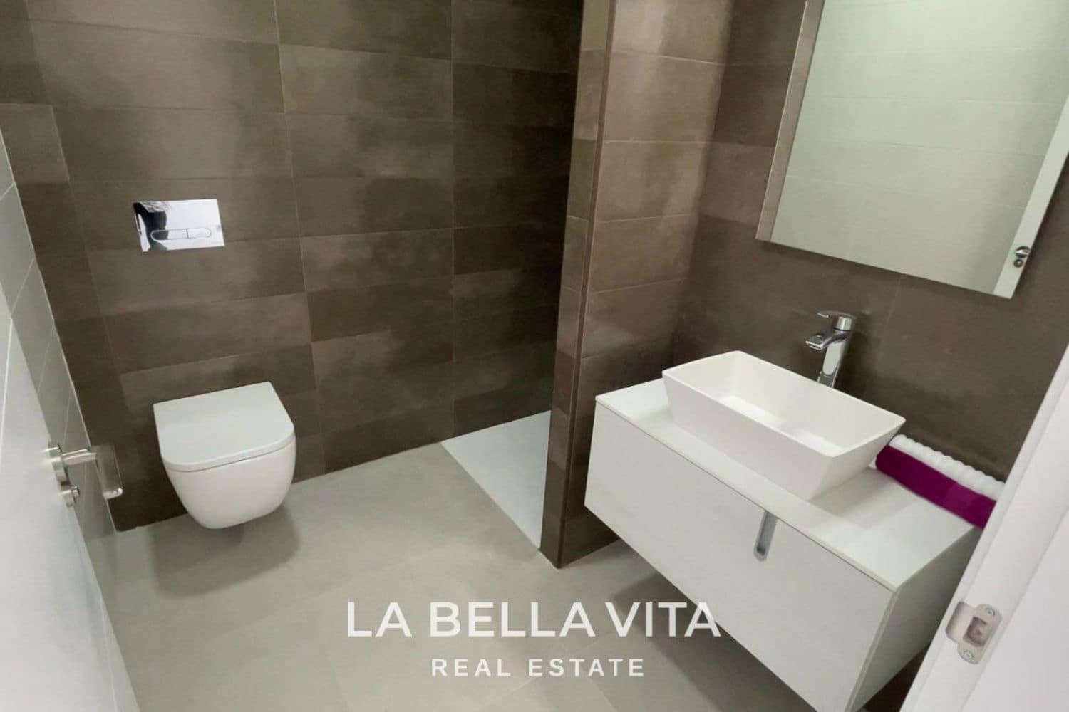 3 slaapkamer Villa te koop in Daya Nueva met zwembad - € 348.000 (Ref: 8172941)