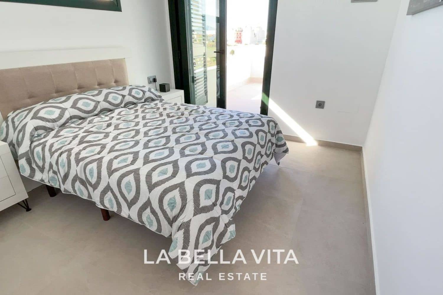 3 slaapkamer Villa te koop in Daya Nueva met zwembad - € 348.000 (Ref: 8172941)