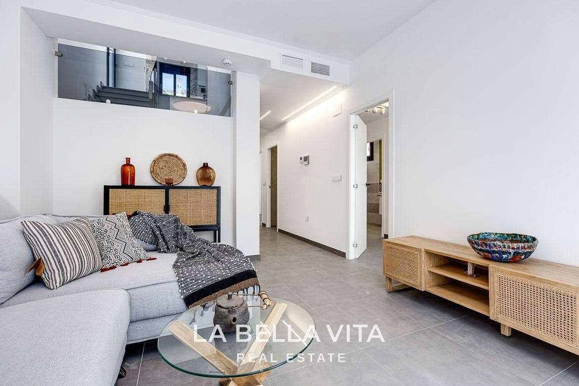 Chalet de 4 habitaciones en La Mata en venta con piscina - 940.000 € (Ref: 8193865)