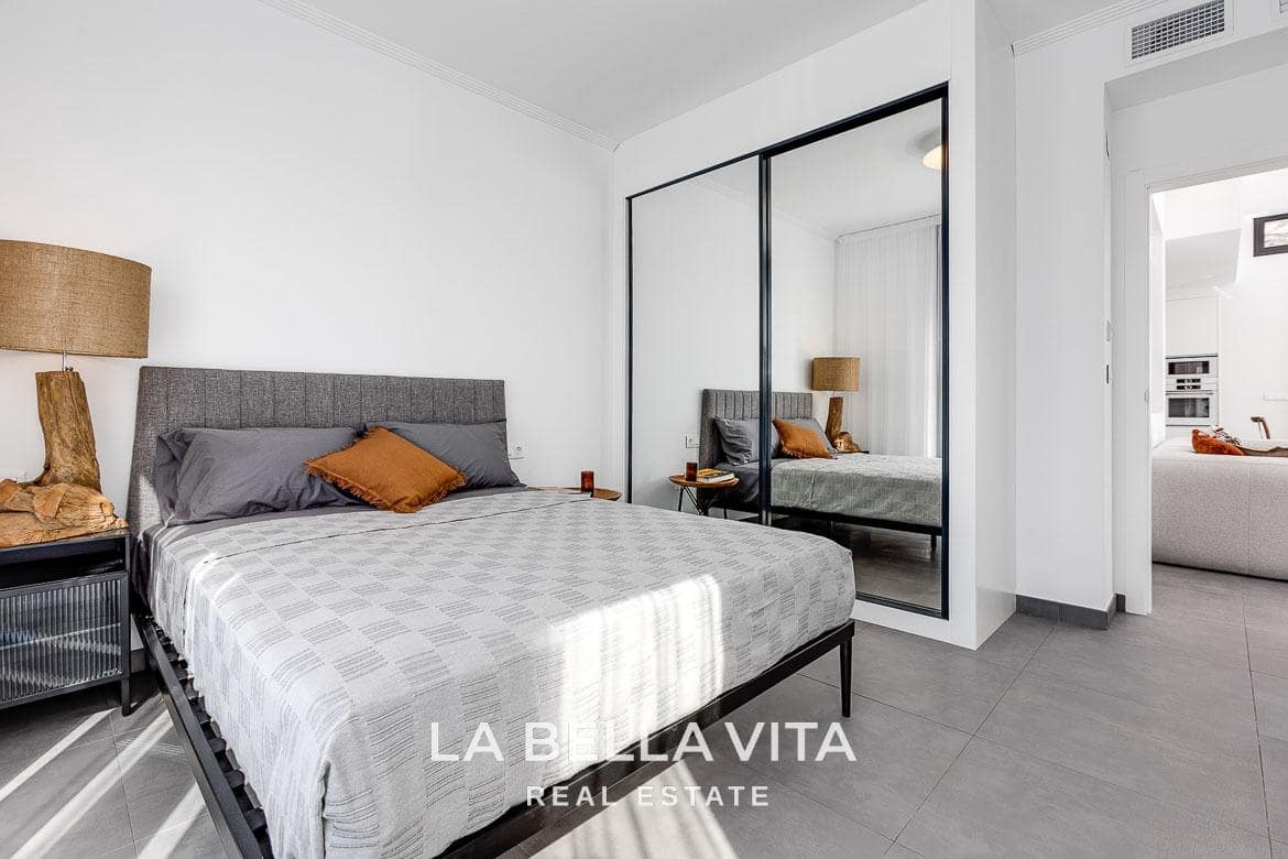 Chalet de 4 habitaciones en La Mata en venta con piscina - 940.000 € (Ref: 8193865)