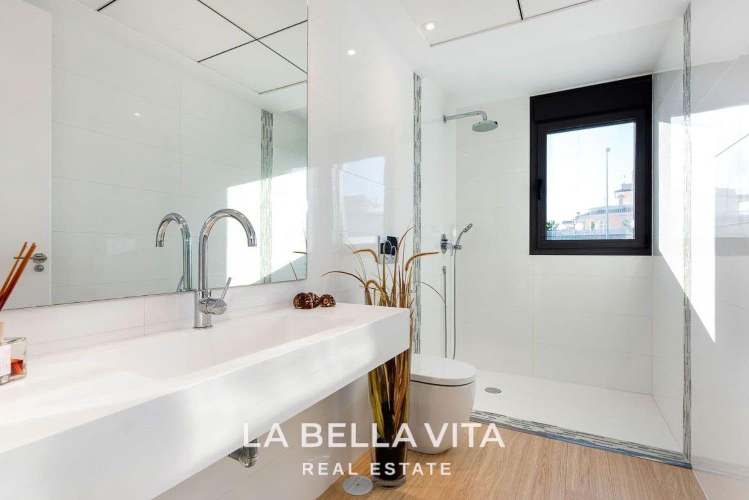 4 soveværelse Villa til salg i Ciudad Quesada med swimmingpool - € 1.034.000 (Ref: 8251628)