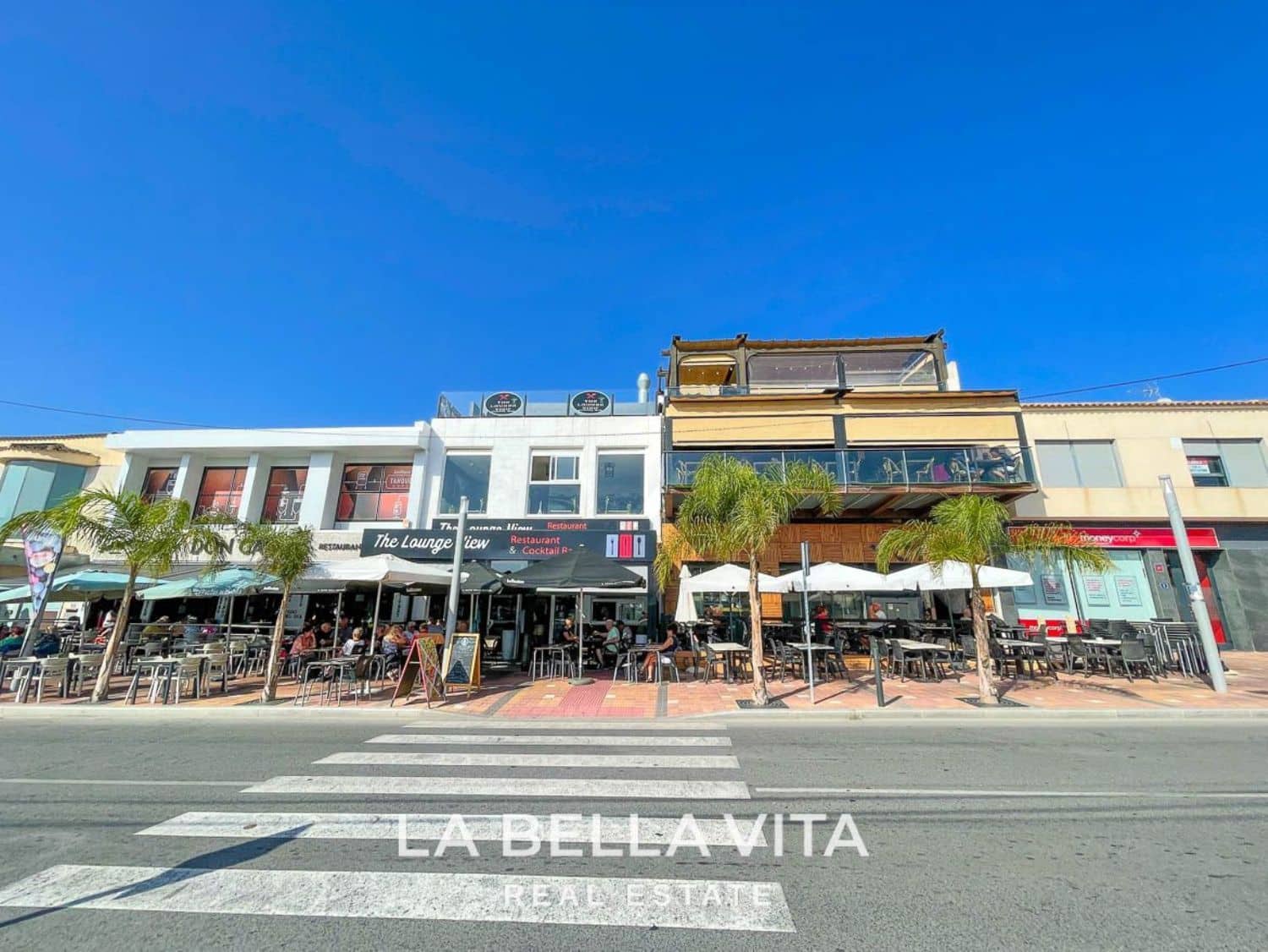 4 soveværelse Villa til salg i Ciudad Quesada med swimmingpool - € 1.034.000 (Ref: 8251628)