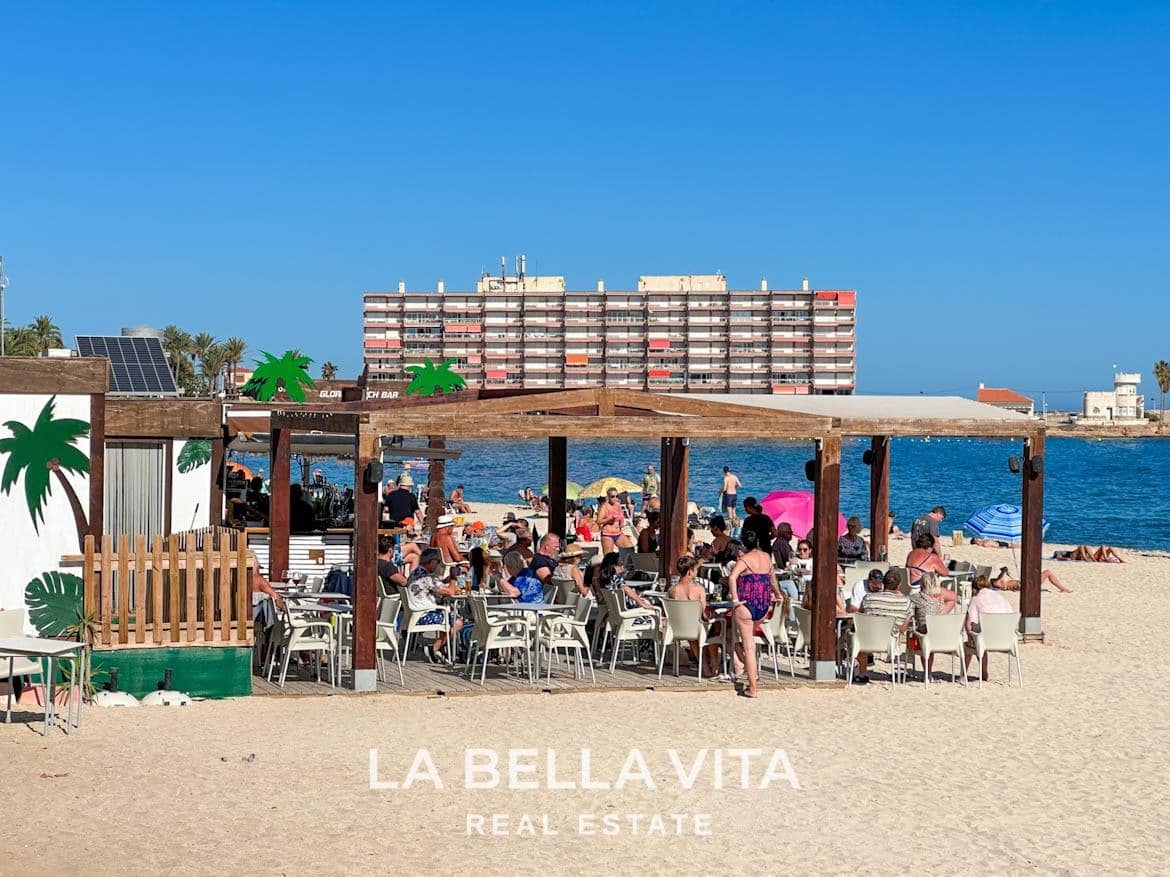 3 soverom Villa til salgs i Torrevieja med svømmebasseng - € 690 000 (Ref: 8251631)