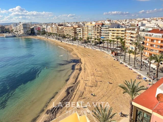 3 bedroom Villa for sale in Los Frutales, Torrevieja with pool - € 690,000 (Ref: 8251631)