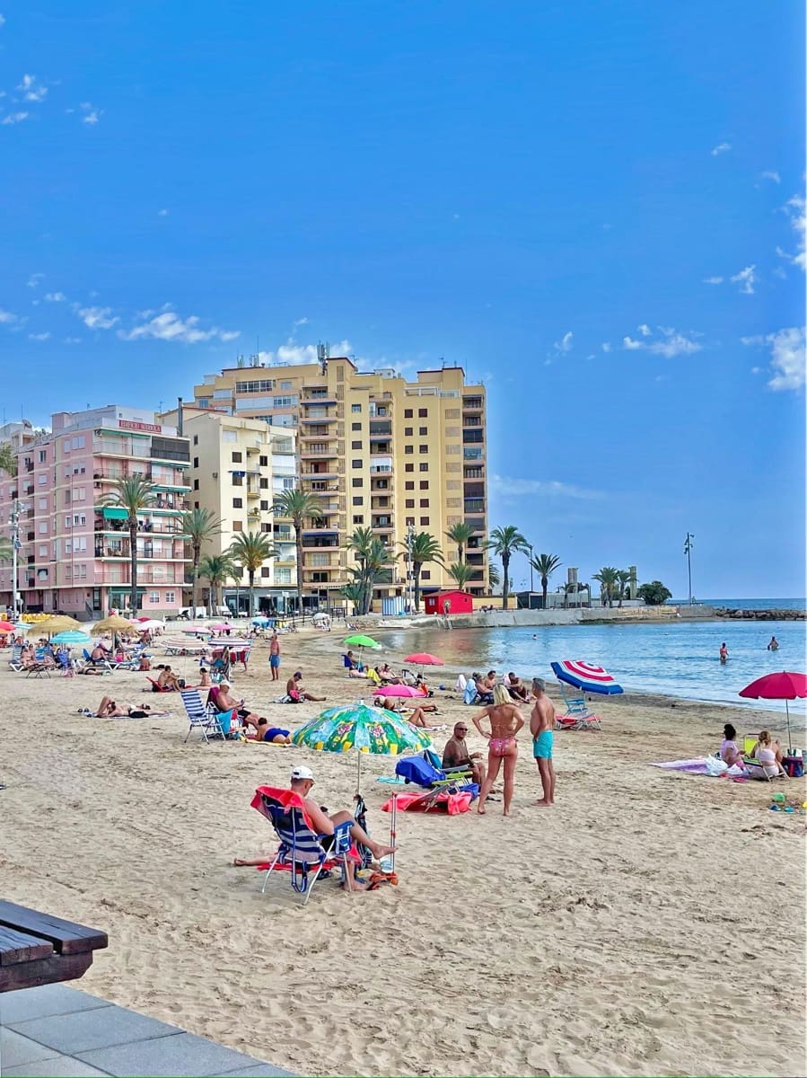 3 soverom Villa til salgs i Torrevieja med svømmebasseng - € 690 000 (Ref: 8251631)