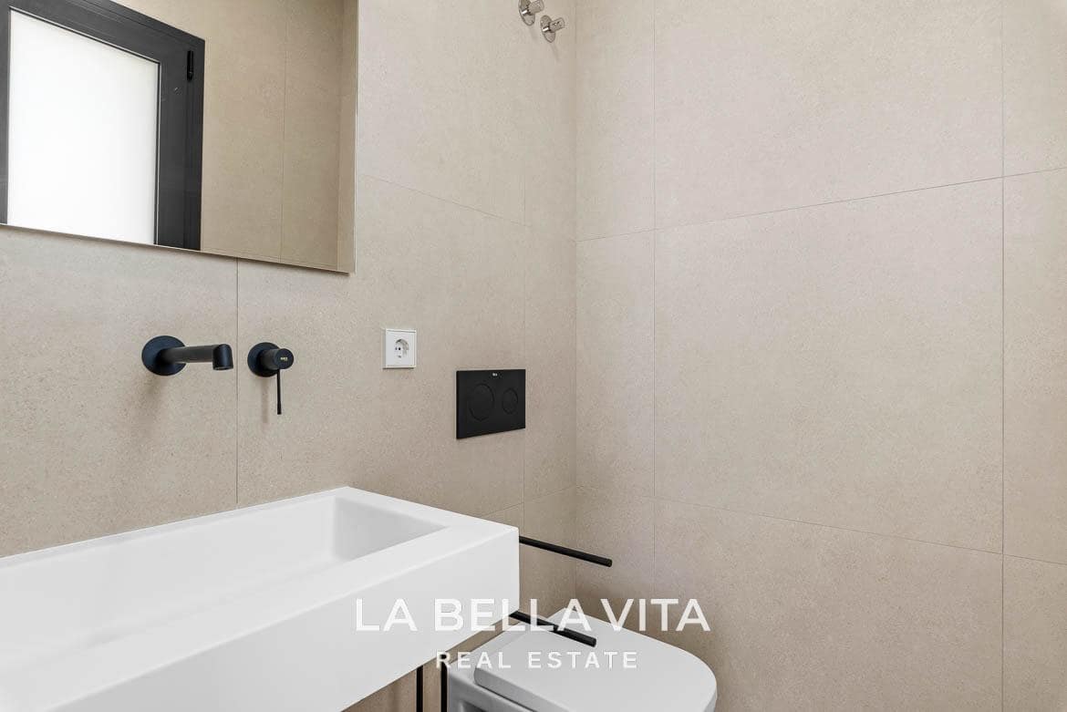 3 slaapkamer Villa te koop in Los Alcazares met zwembad garage - € 579.000 (Ref: 8252105)