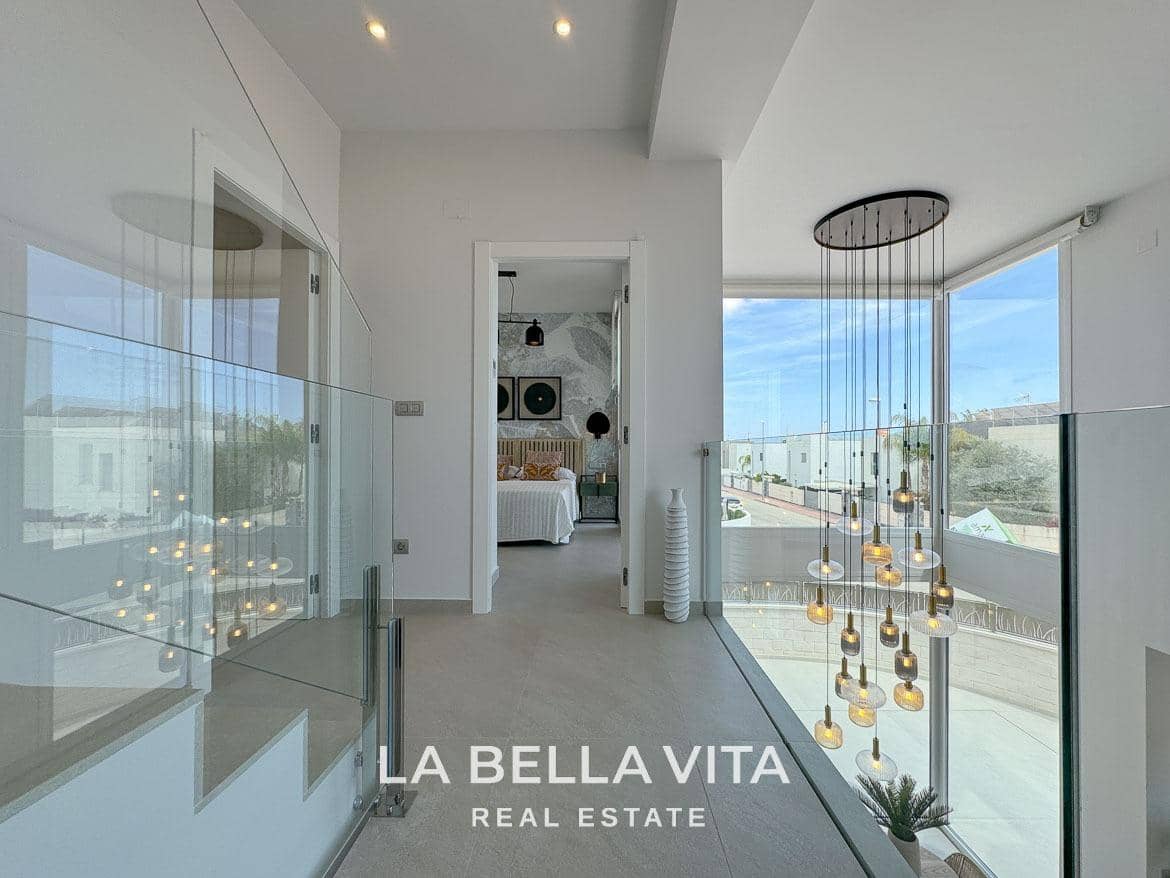 4 soveværelse Villa til salg i Dona Pepa med swimmingpool - € 549.000 (Ref: 8252106)