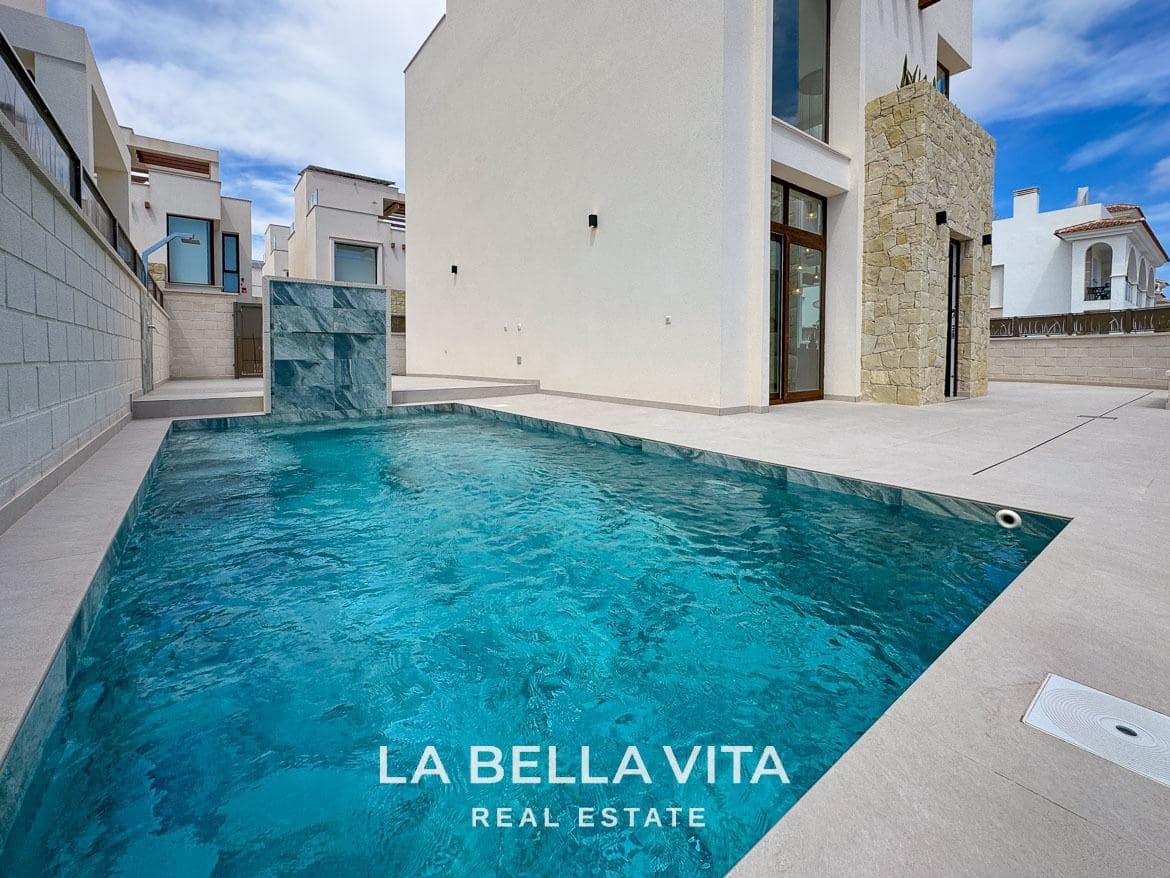 4 soveværelse Villa til salg i Dona Pepa med swimmingpool - € 549.000 (Ref: 8252106)