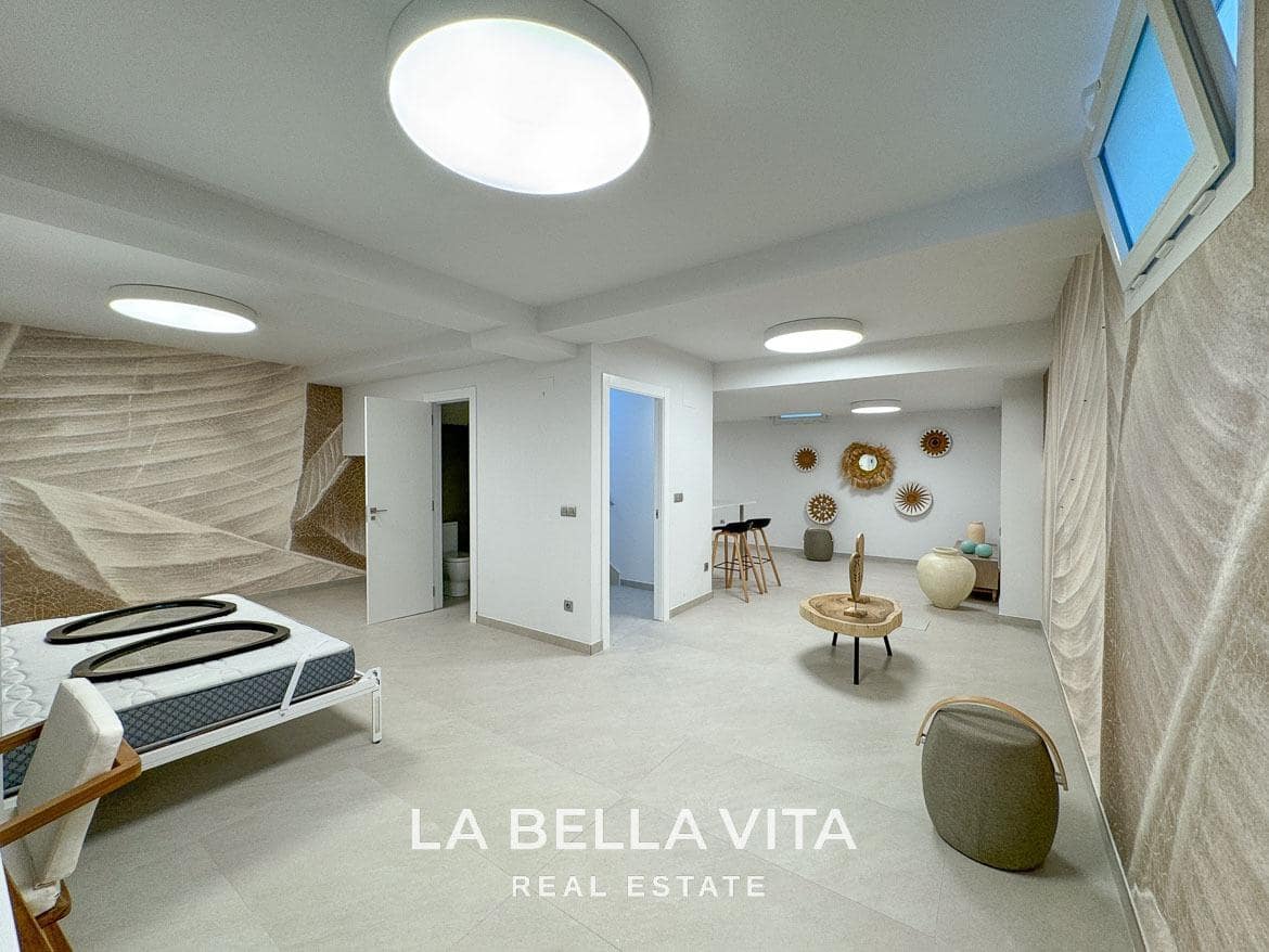 4 soveværelse Villa til salg i Dona Pepa med swimmingpool - € 549.000 (Ref: 8252106)