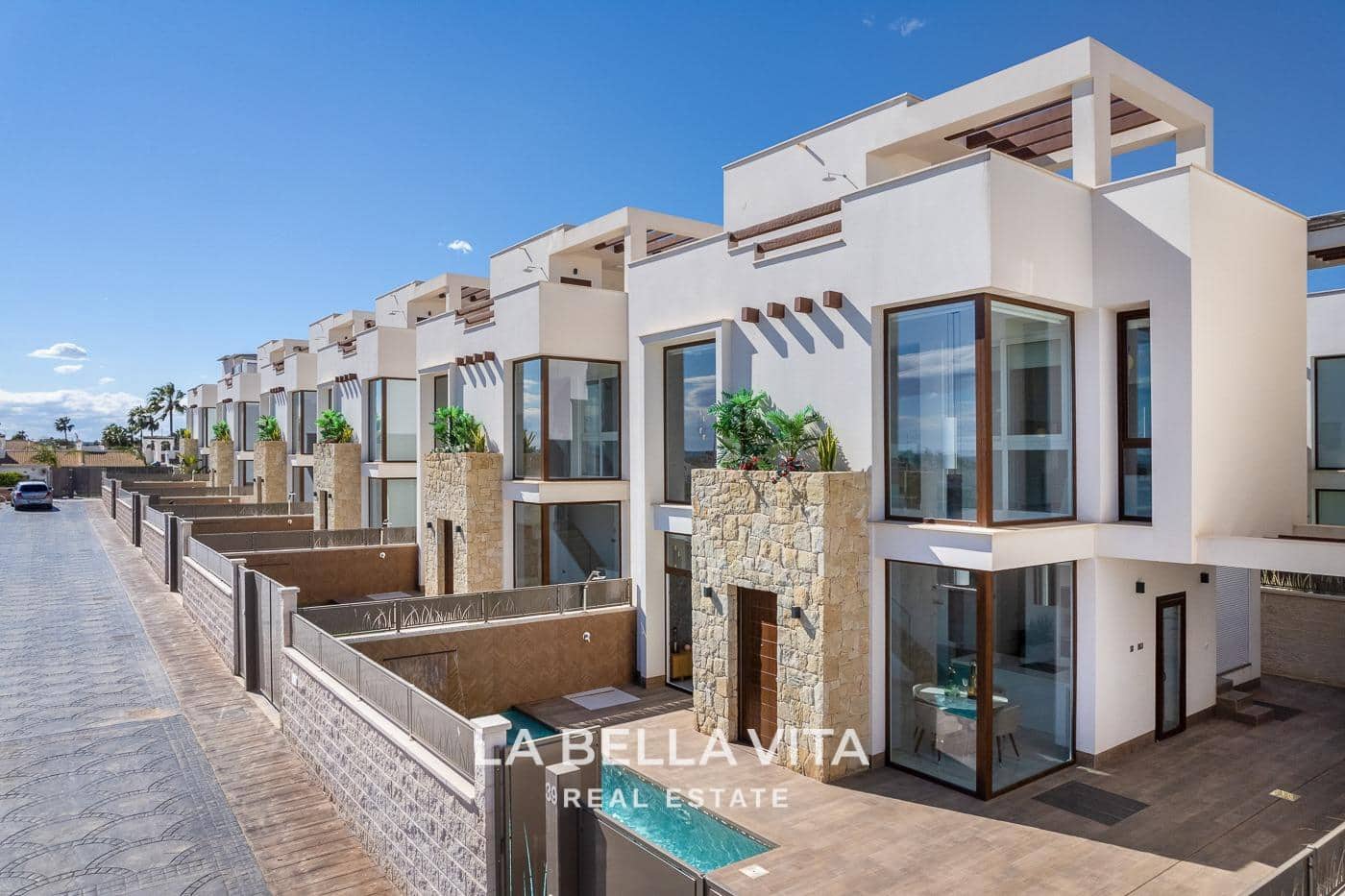 4 soveværelse Villa til salg i Dona Pepa med swimmingpool - € 549.000 (Ref: 8252106)