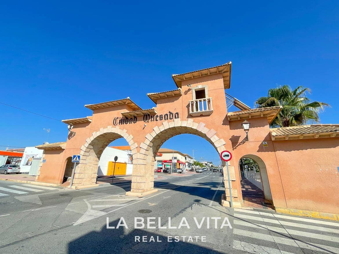 4 soveværelse Villa til salg i Dona Pepa med swimmingpool - € 549.000 (Ref: 8252106)