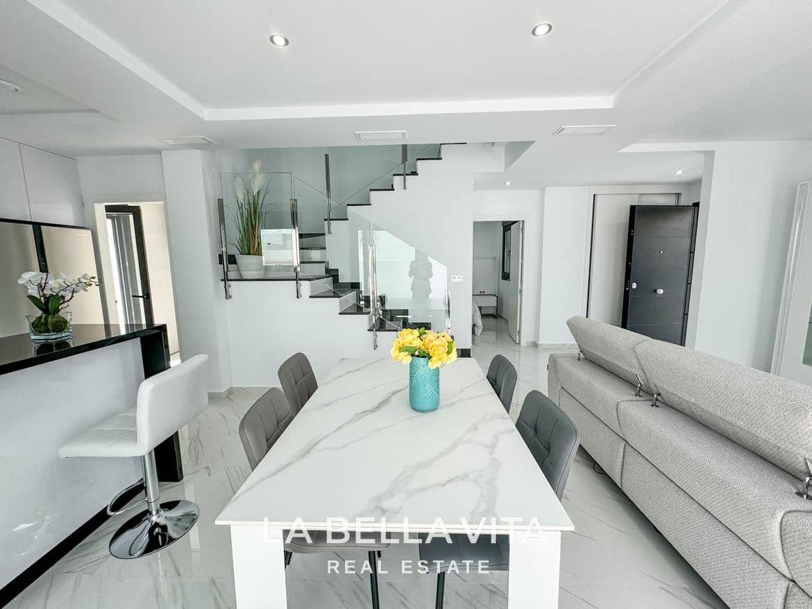 3 bedroom Villa for sale in Dolores with pool - € 355,000 (Ref: 8395110)