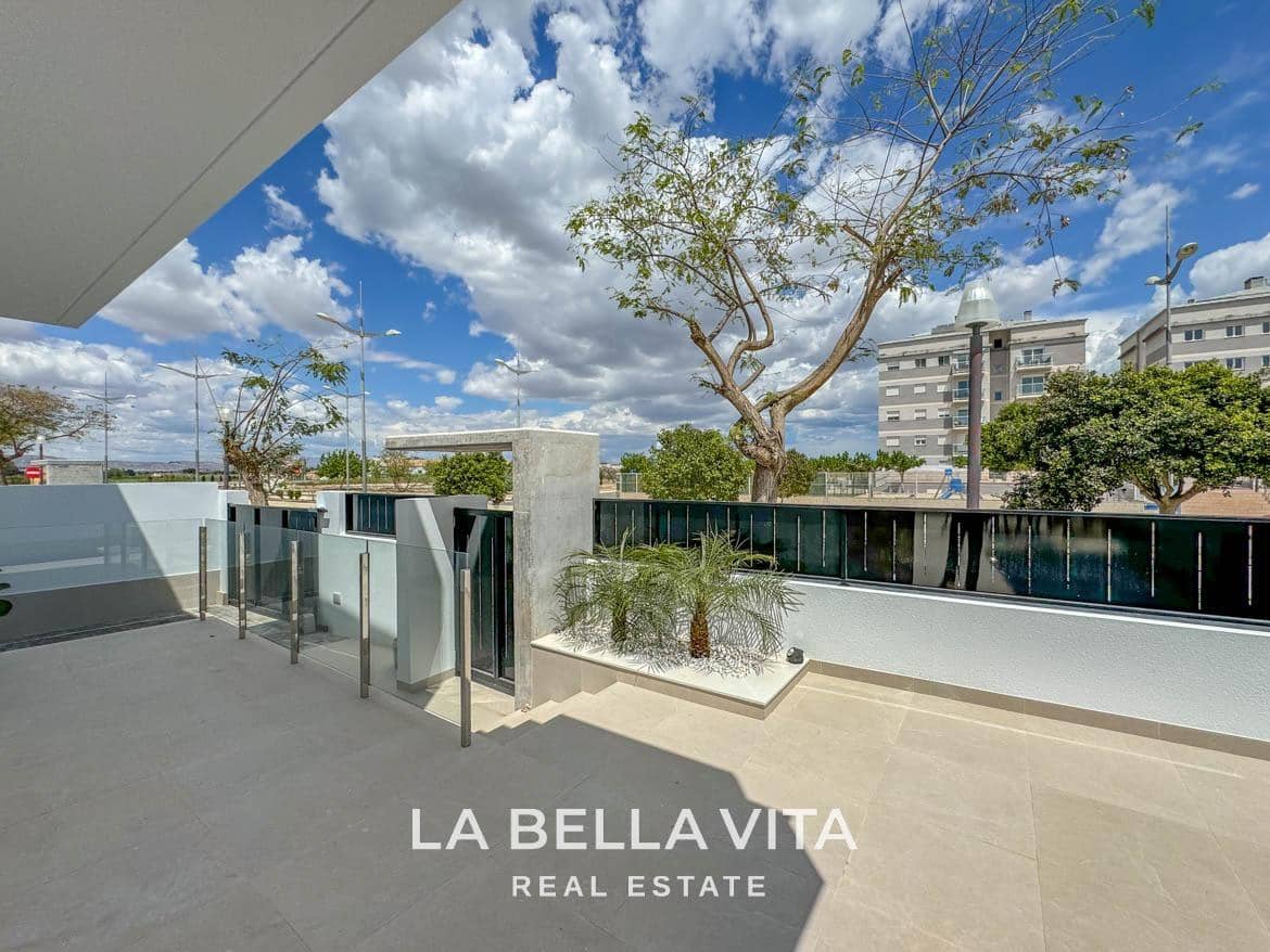 3 bedroom Villa for sale in Dolores with pool - € 355,000 (Ref: 8395110)