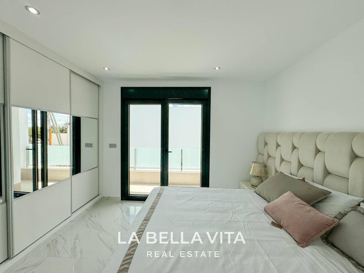 3 bedroom Villa for sale in Dolores with pool - € 355,000 (Ref: 8395110)