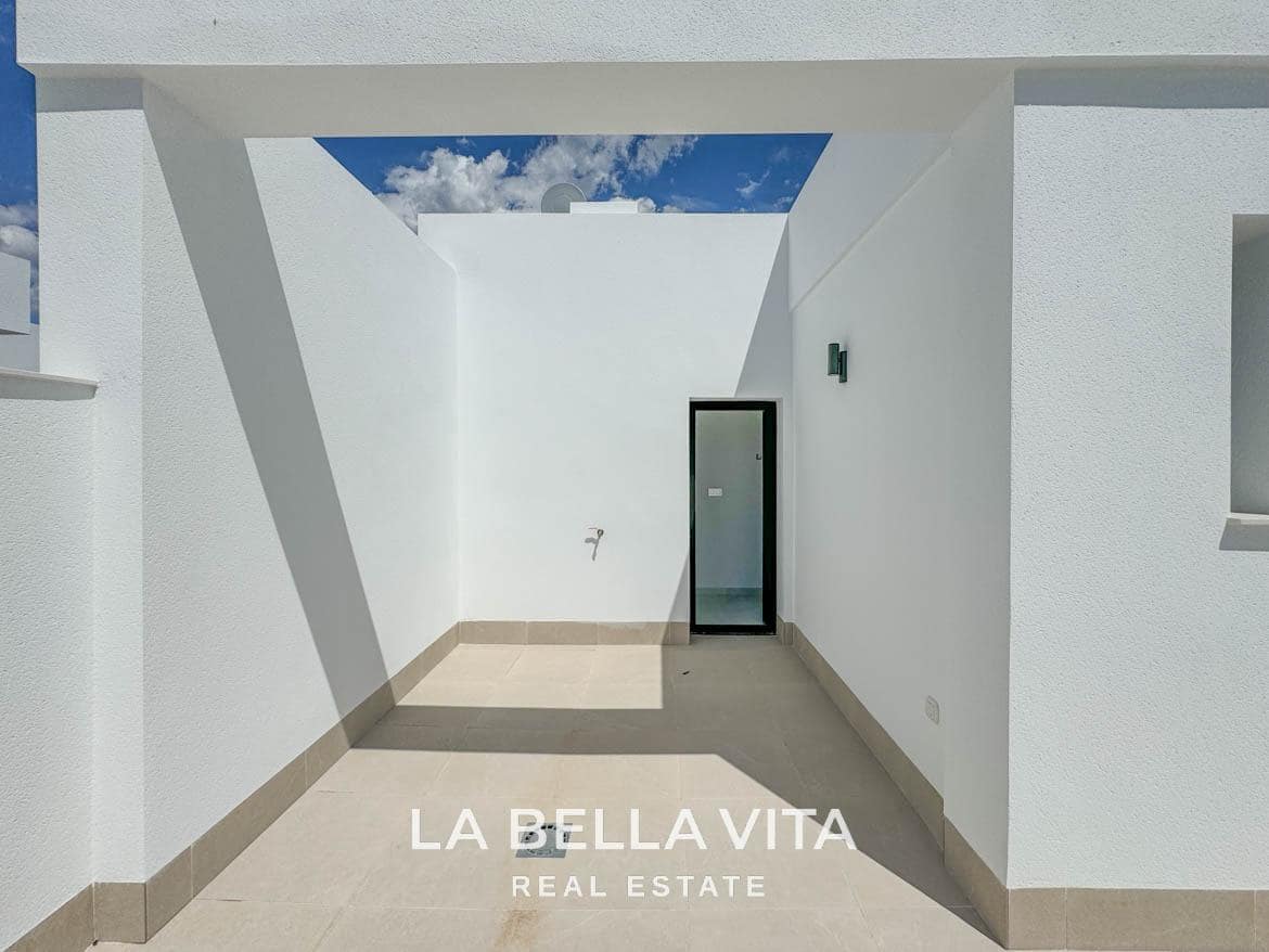 3 bedroom Villa for sale in Dolores with pool - € 355,000 (Ref: 8395110)