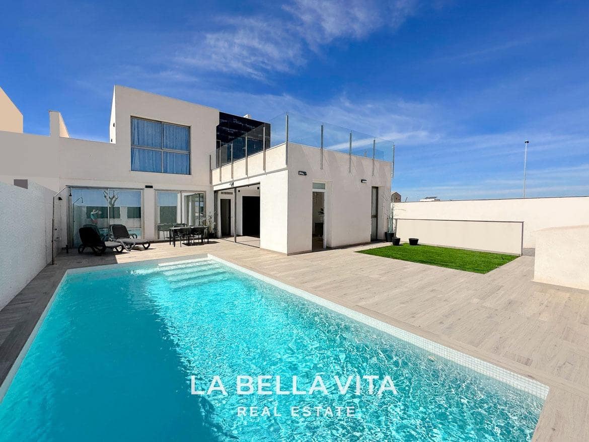 4 soveværelse Villa til salg i Los Belones med swimmingpool garage - € 550.000 (Ref: 8440698)